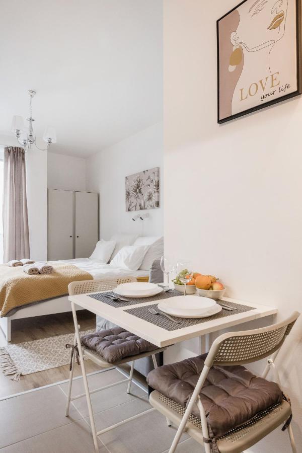Апартаменты Stylish And Cozy Studio In The Heart Of The City Будапешт Экстерьер фото
